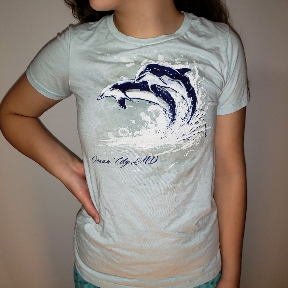 Dolphin tee shirt